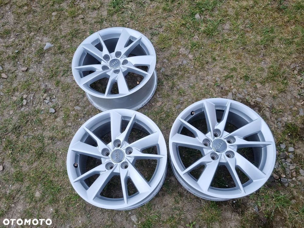 AUDI A4 B8,B9,8W0601025B ,A6 alufelgi 7X16 ET35 5X112 3szt,super stan - 1