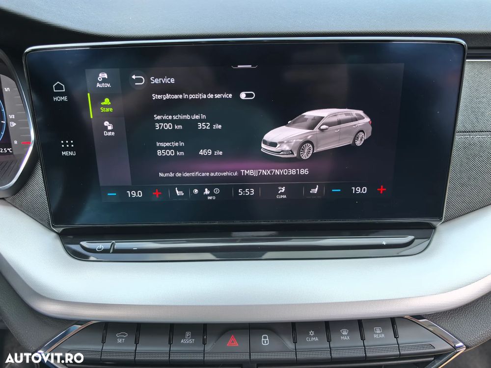 Skoda Octavia 2.0 TDI STYLE DSG - 17