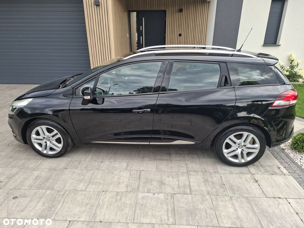 Renault Clio - 2