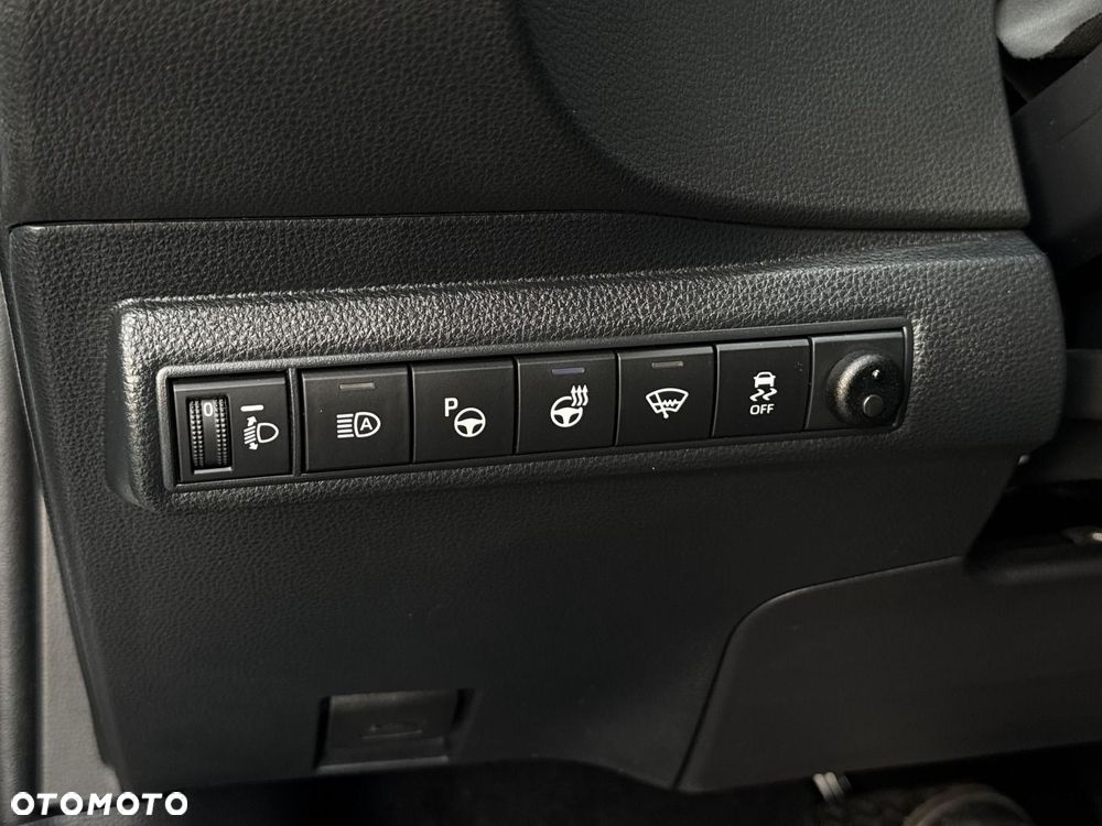 Toyota Corolla 1.8 Hybrid GPF Executive - 27