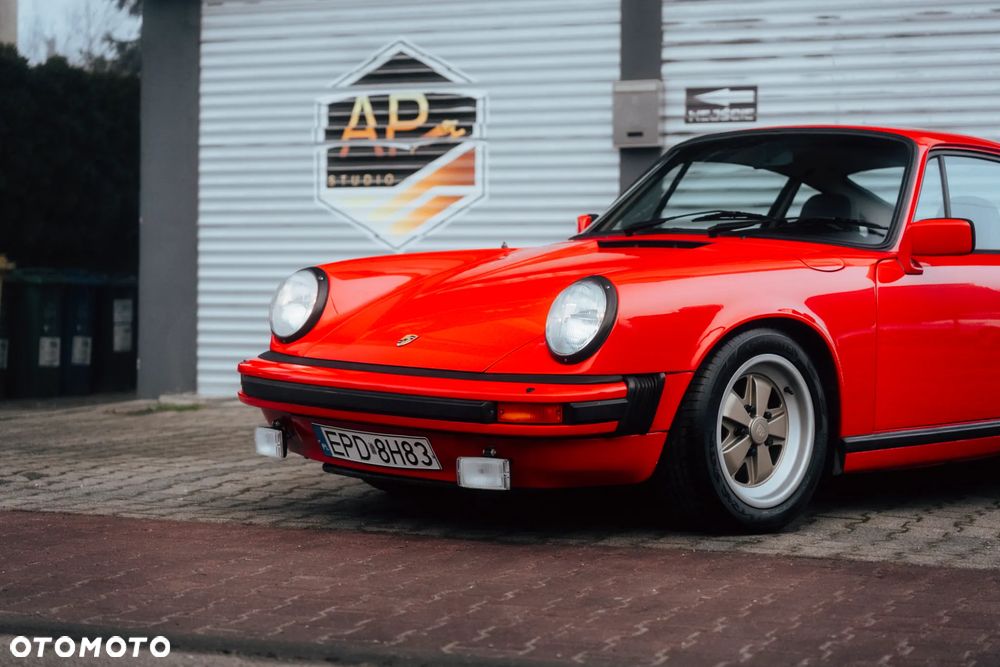 Porsche 911 - 2