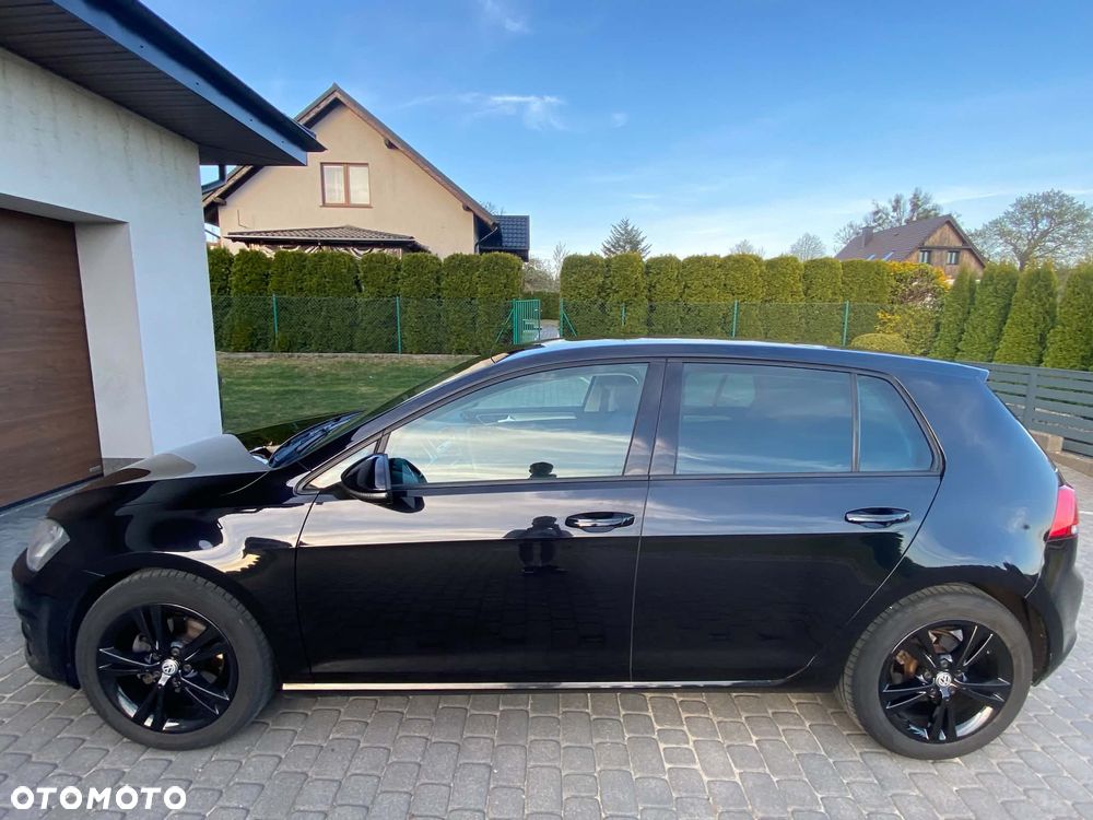 Volkswagen Golf 1.2 TSI BlueMotion Technology Comfortline - 2