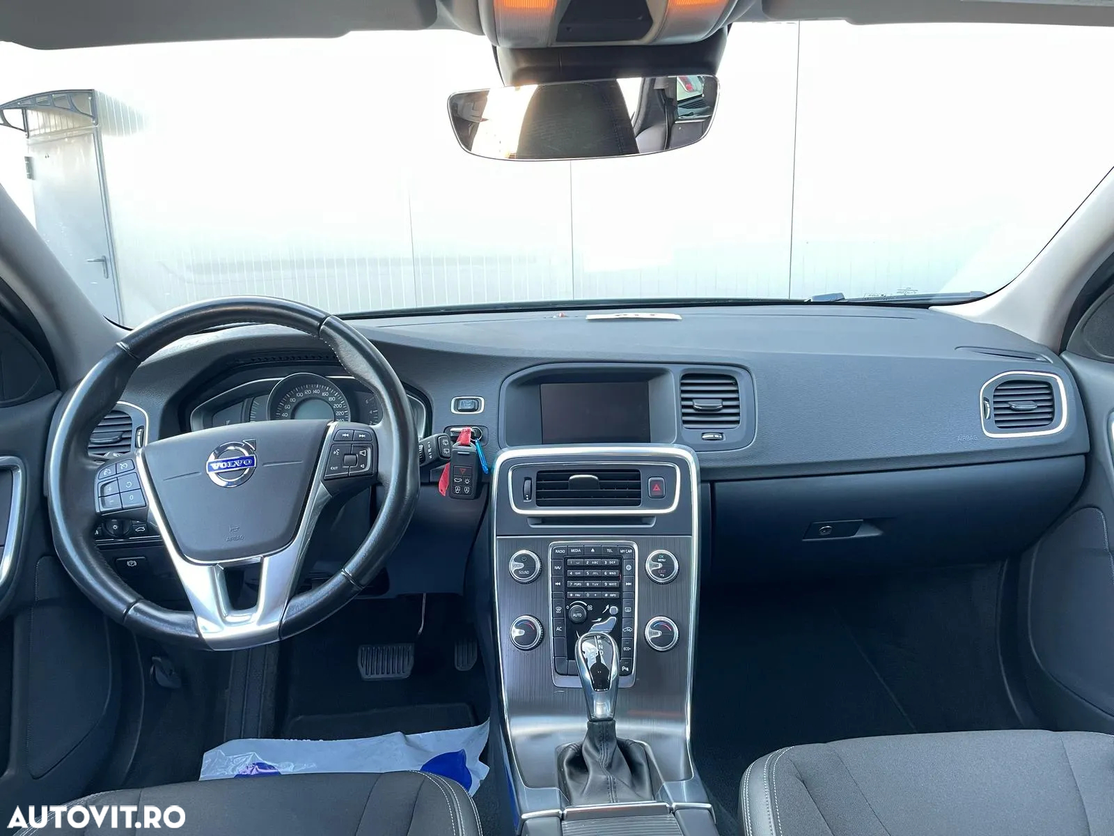Volvo V60 D3 Geartronic Momentum Pro - 5