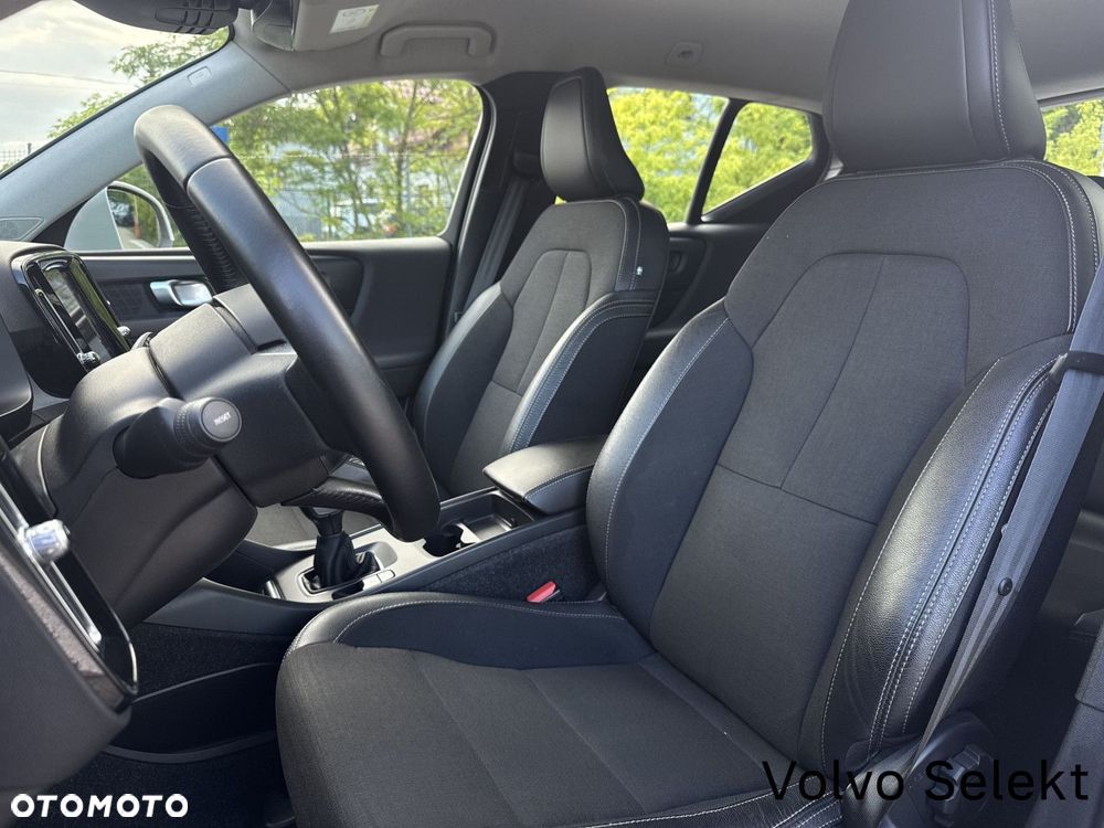 Volvo XC 40 - 18