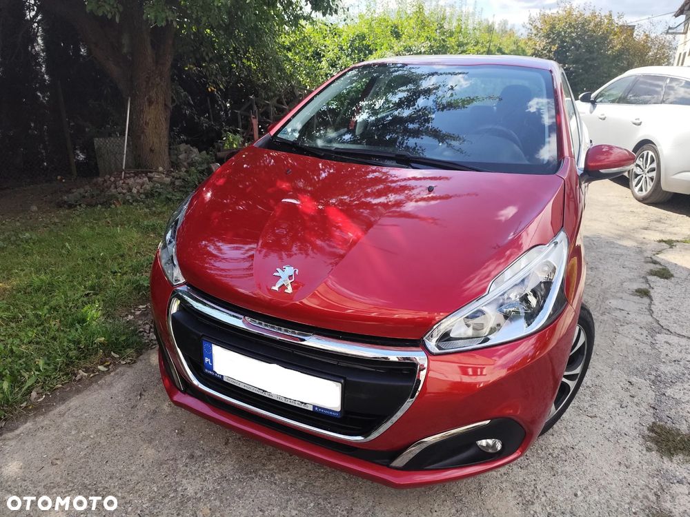Peugeot 208 - 14