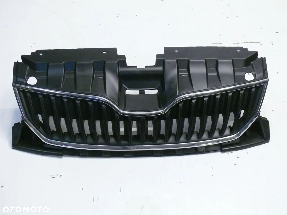 ATRAPA GRILL SKODA FABIA II I 6V0 2014 2018 - 1