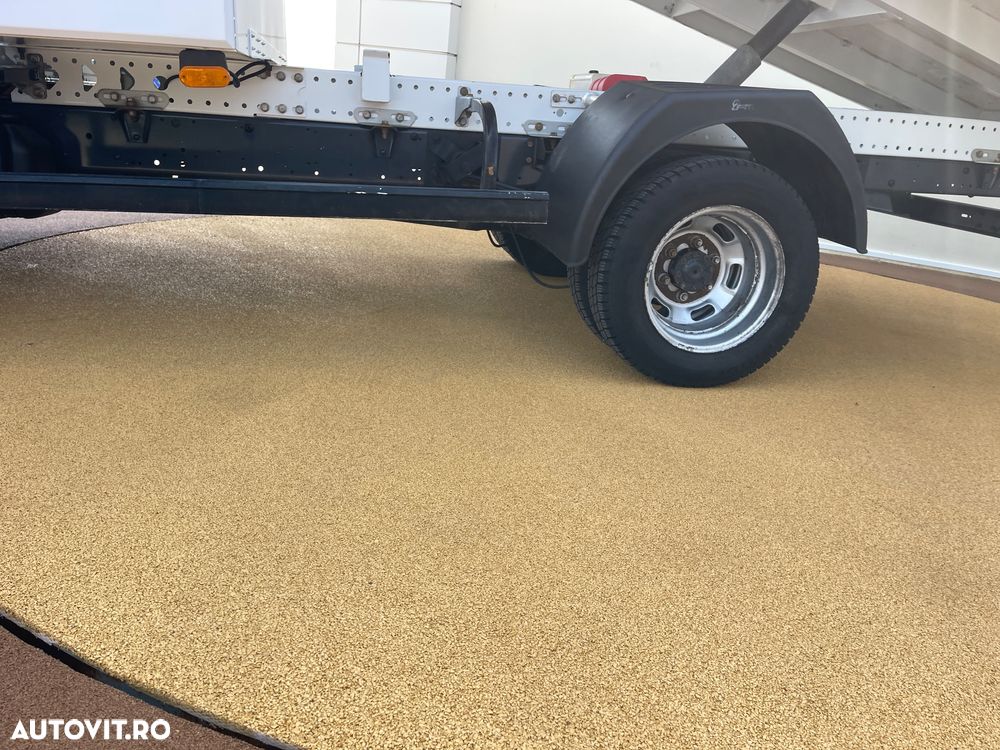 Iveco Daily Doka 6LOCURI  PUNTE DUBLA  BASCULABIL - 15