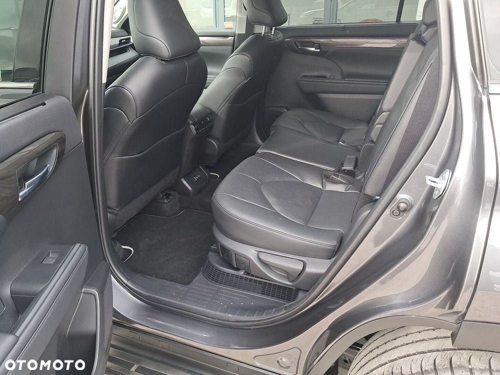 Toyota Highlander 2.5 Hybrid Executive - 13