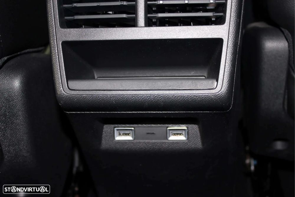 DS DS7 4x4 300 Performance Line + - 49