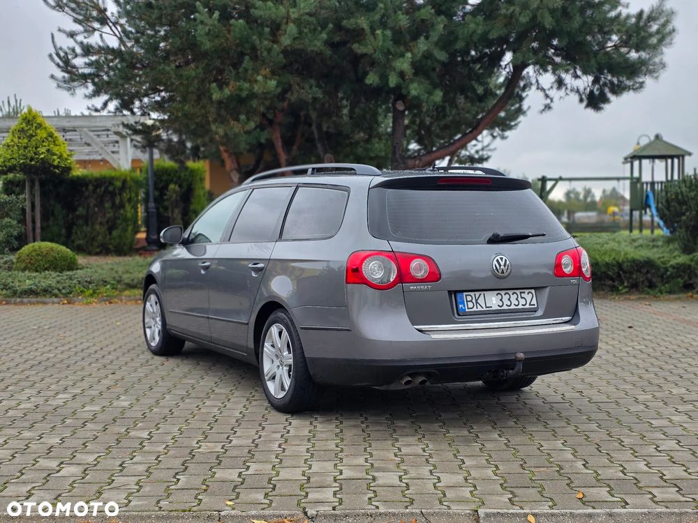 Volkswagen Passat 1.9 TDI Comfortline - 3