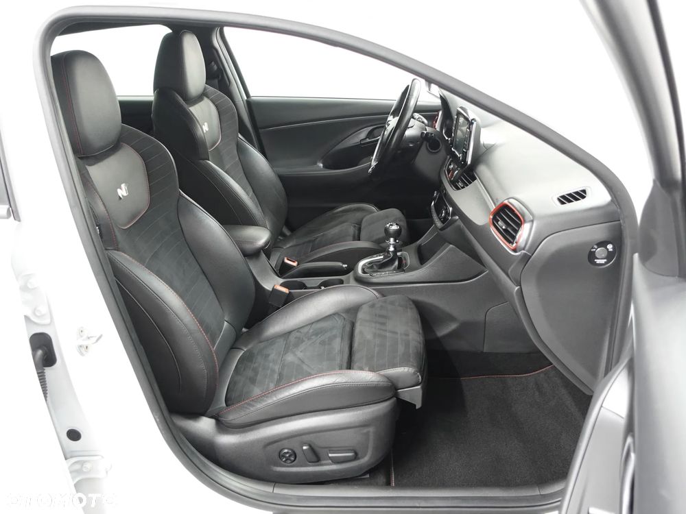 Hyundai i30 2.0 T-GDI N Performance - 24
