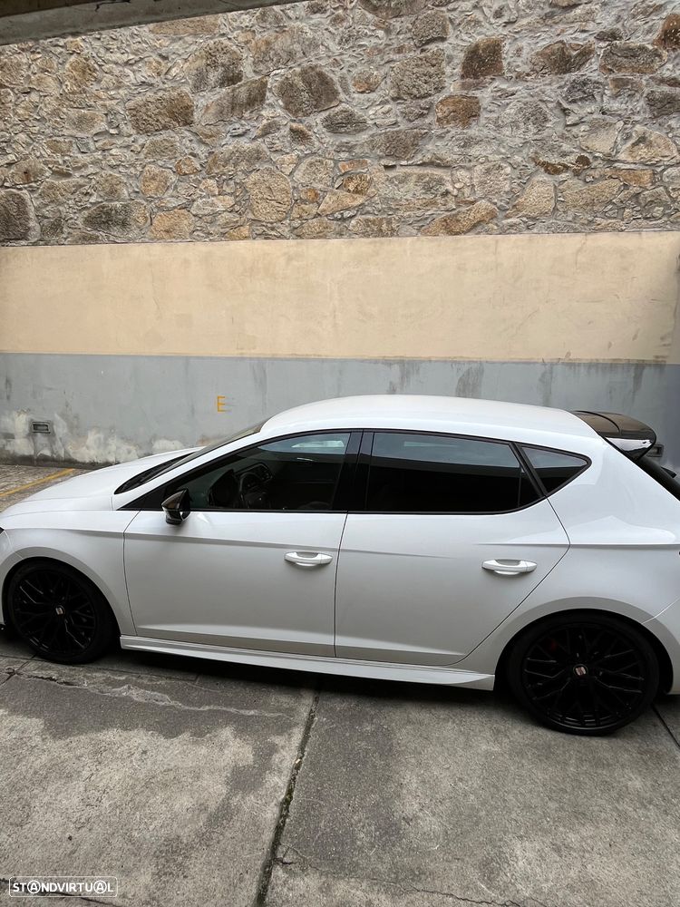 SEAT Leon 1.6 TDI DPF Ecomotive Style - 16
