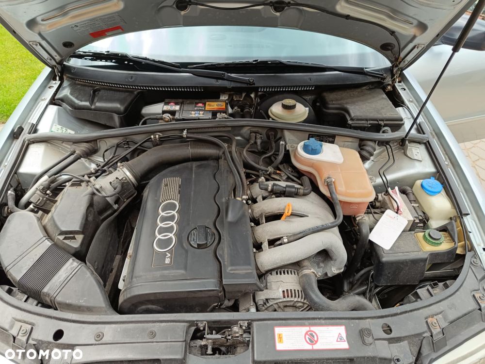 Audi A4 Limousine - 18