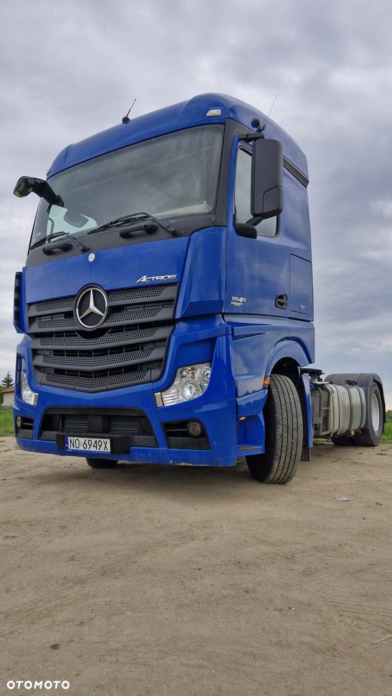 Mercedes-Benz Actros - 2