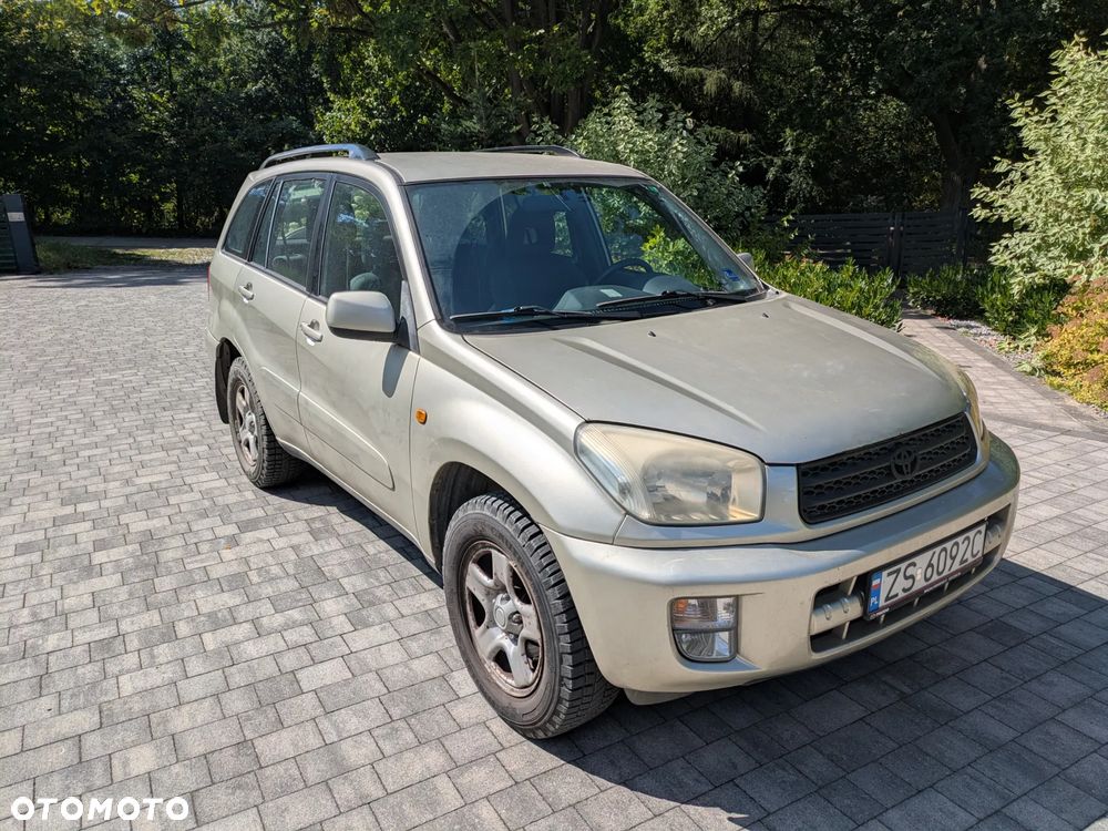 Toyota RAV4 2.0 VVT-i 4x4 - 2