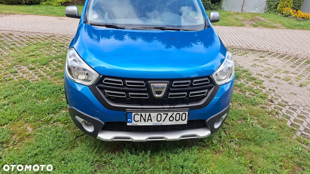 Dacia Lodgy 1.6 SCe Stepway S&S - 2