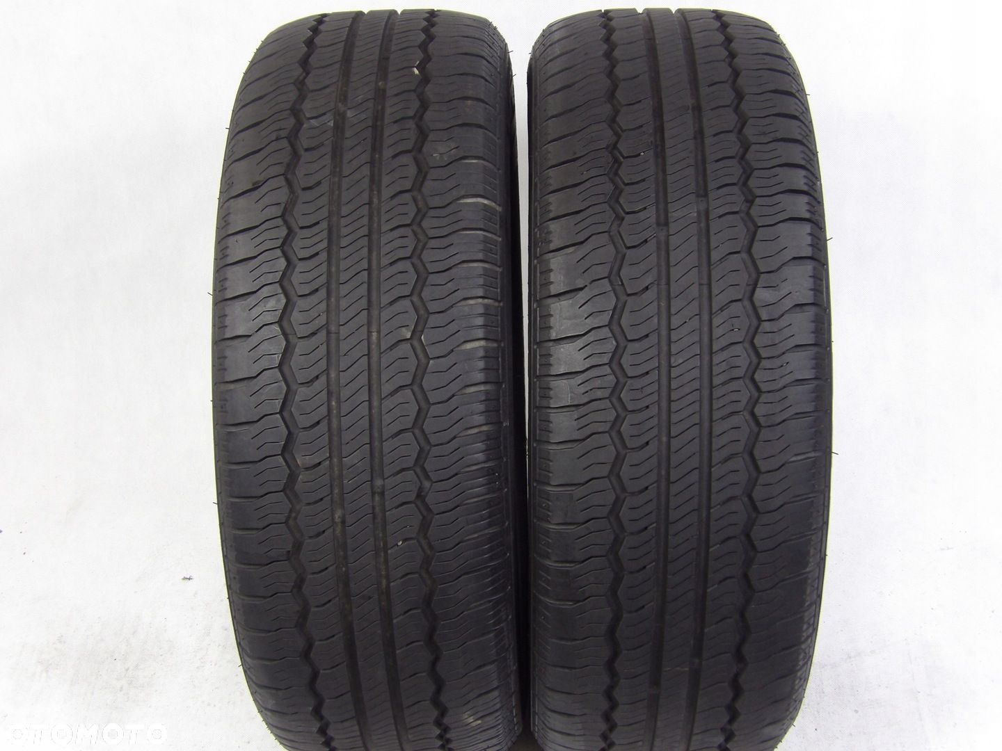 2X opony 235/60R17 NEXEN CP521 - 1