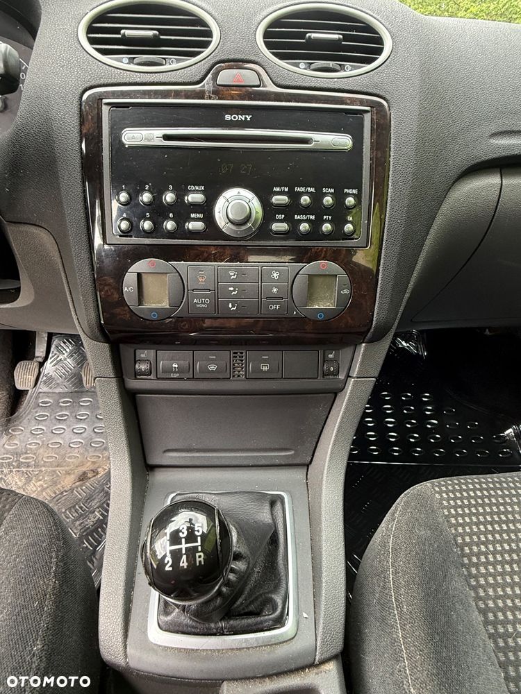 Ford Focus - 10