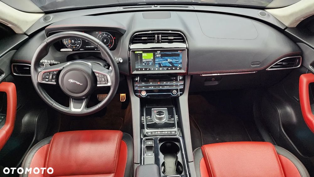 Jaguar F-Pace 25d AWD Chequered Flag - 5