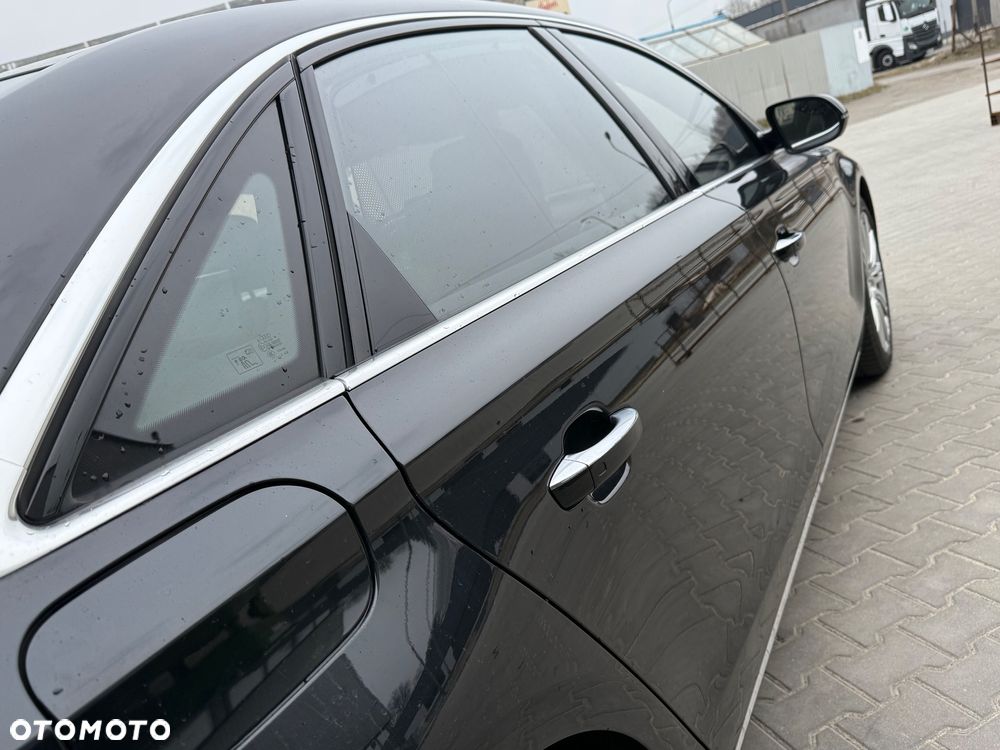 Audi A8 3.0 TDI clean diesel L Quattro - 32