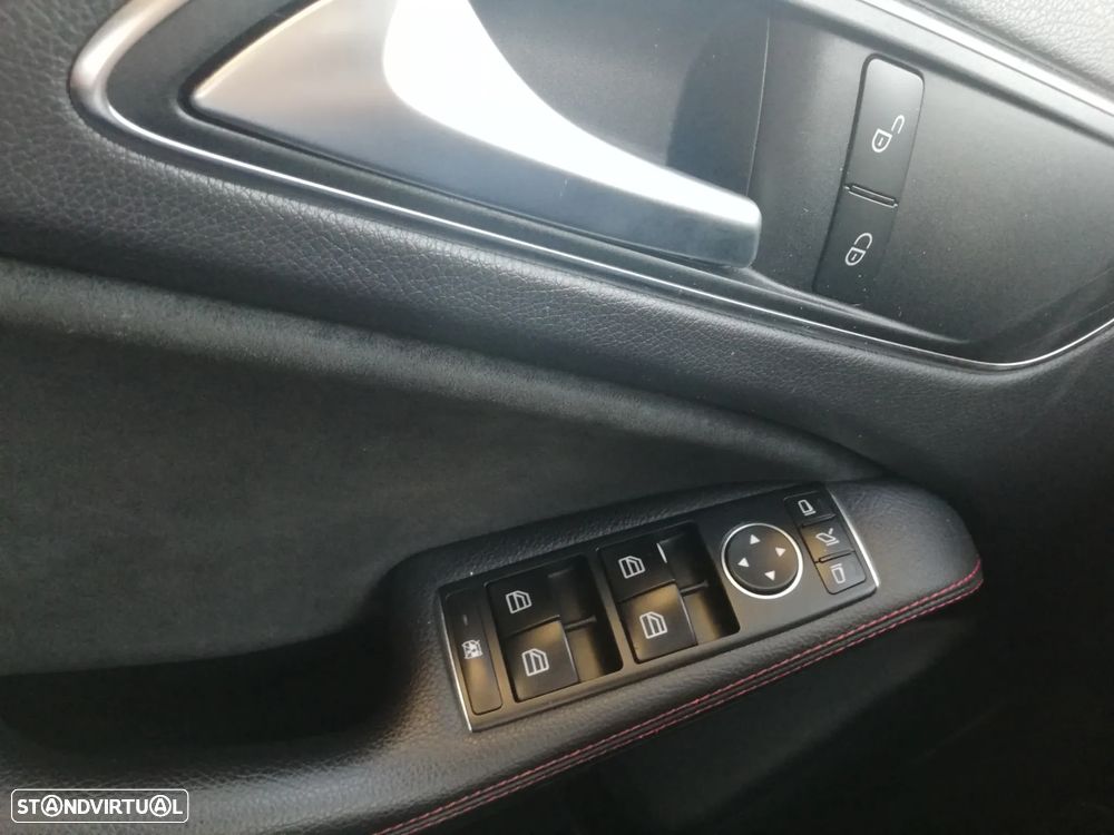 Mercedes-Benz A 200 d 4Matic 7G-DCT AMG Line - 15