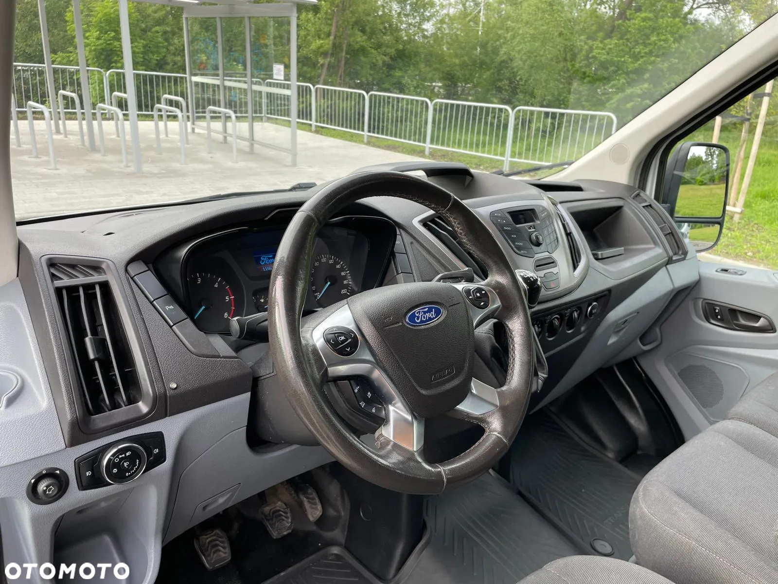 Ford Transit - 15