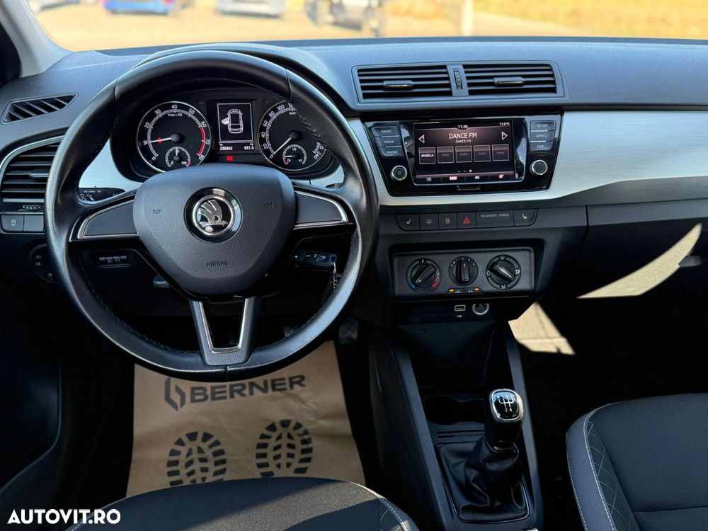 Skoda Fabia 1.0 TSI Ambition - 11
