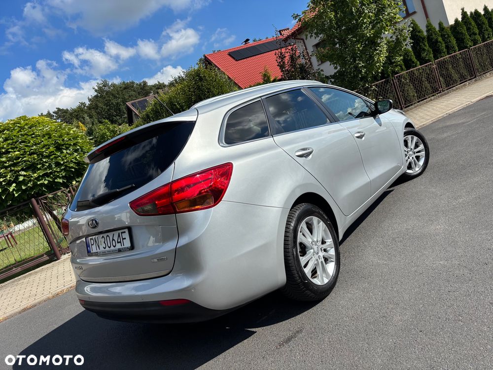 Kia Ceed 1.6 CRDi 128 Spirit - 8