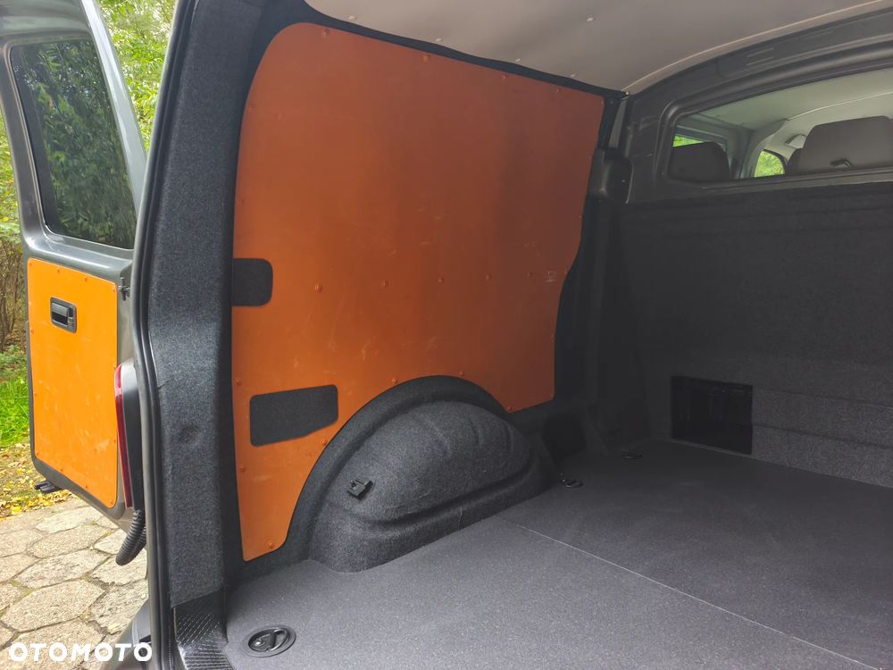 Volkswagen Transporter - 34