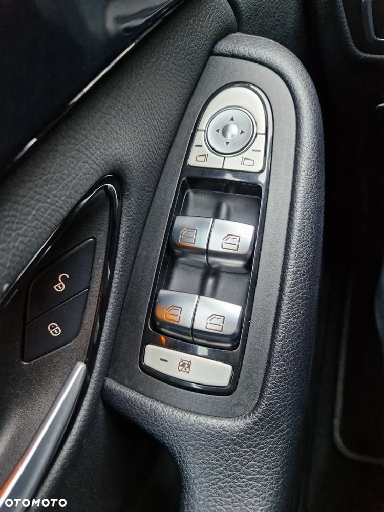 Mercedes-Benz Klasa C 180 9G-TRONIC - 14