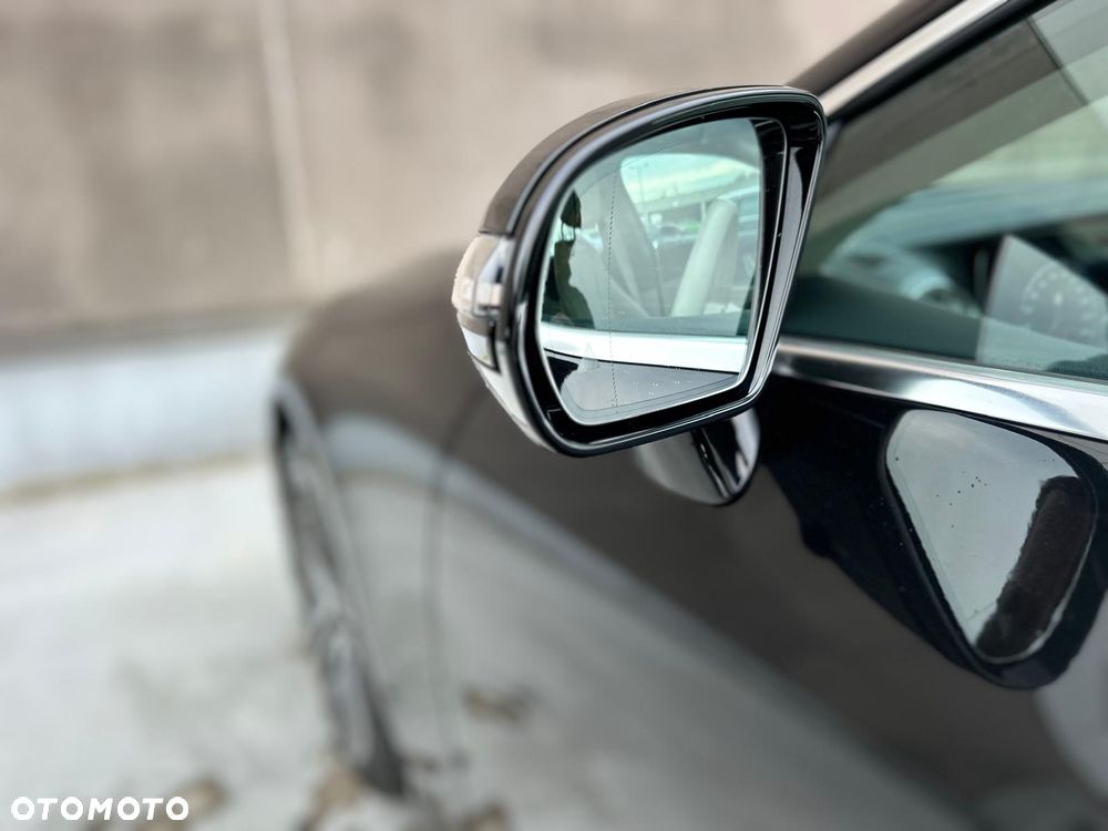 Mercedes-Benz CLS - 36