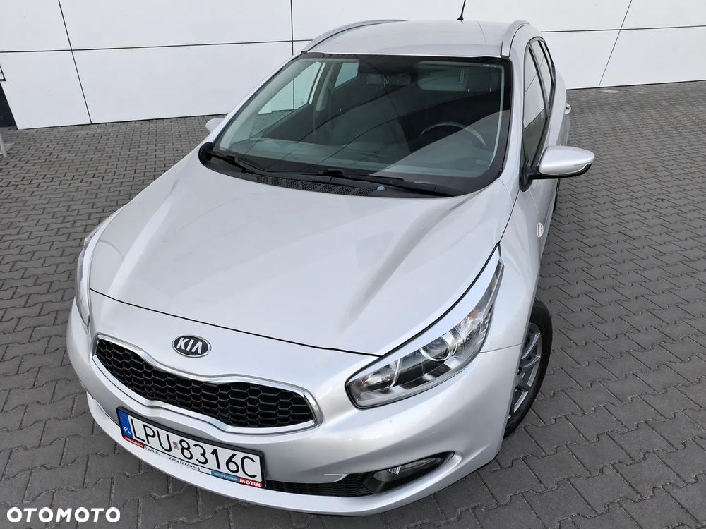 Kia Ceed 1.4 CVVT Dream Team Edition - 3