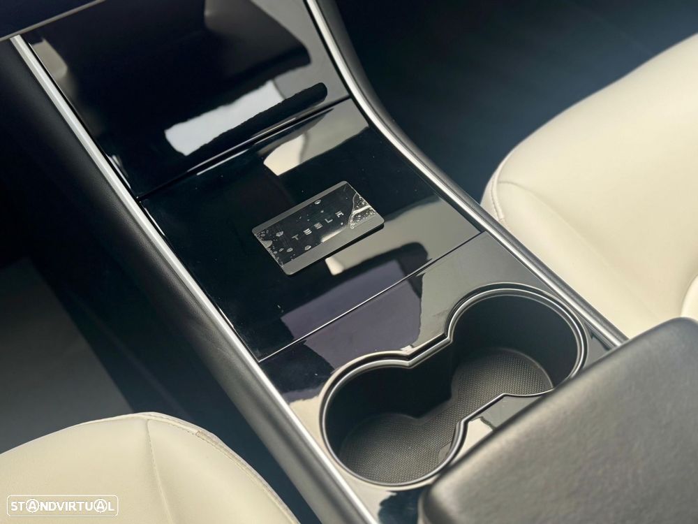 Tesla Model 3 Long Range AWD Dual Motor - 22