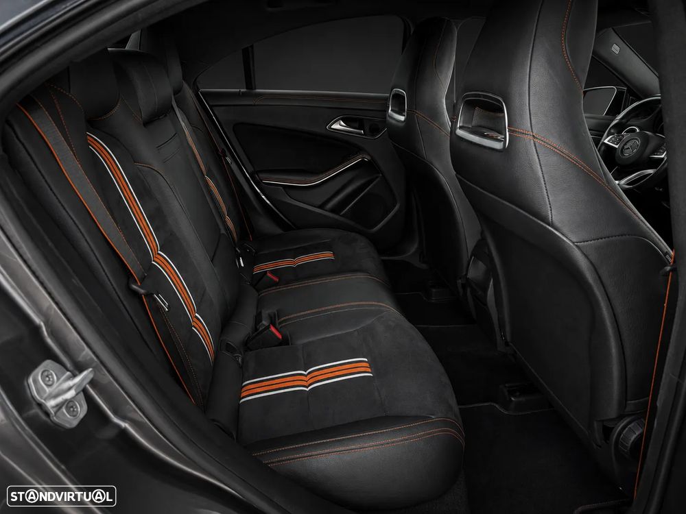 Mercedes-Benz CLA 220 (CDI) d 4Matic 7G-DCT Orange Art Edition - 15