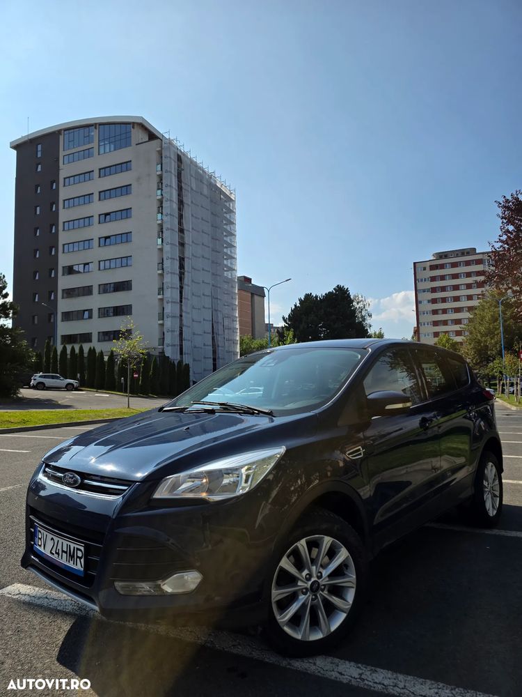 Ford Kuga 2.0 TDCi 4WD Powershift Titanium - 1