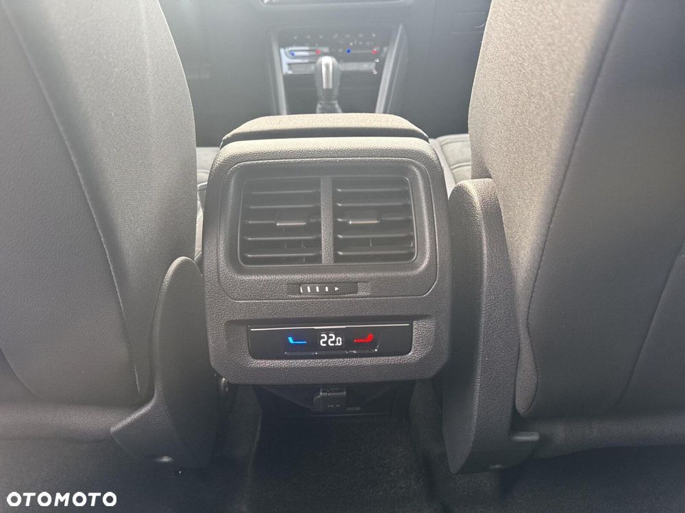 Volkswagen Touran 1.5 TSI EVO Comfortline Plus DSG - 21