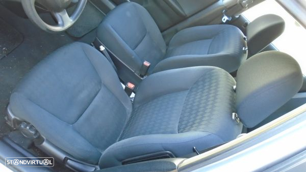 Para Peças Honda Civic Vii Hatchback (Eu, Ep, Ev) - 8
