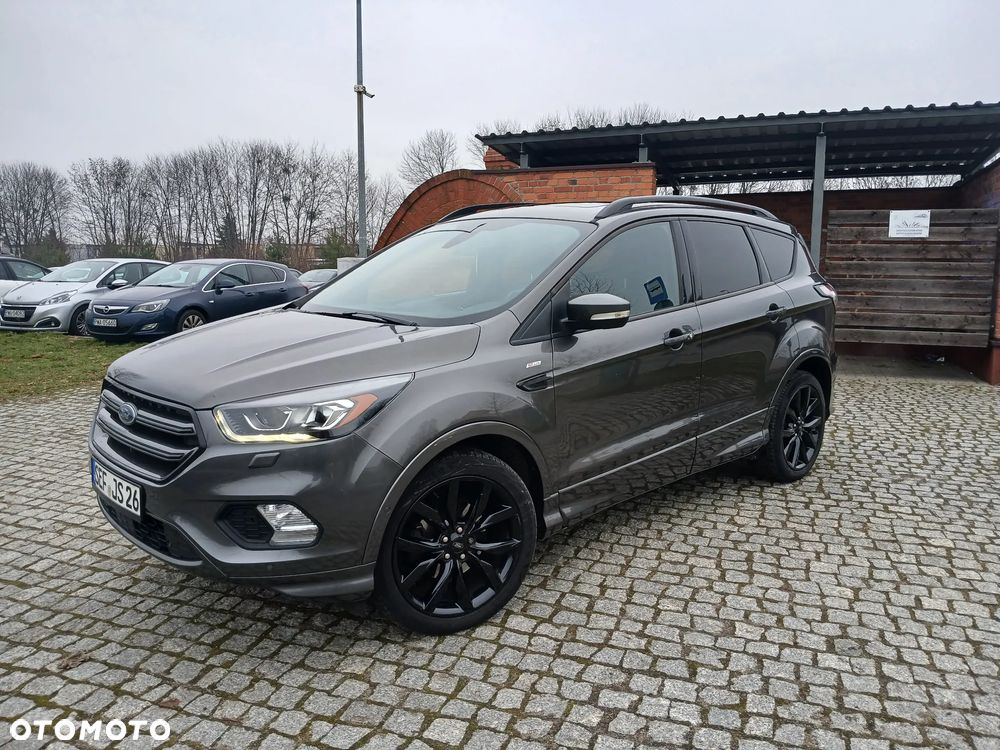 Ford Kuga - 1