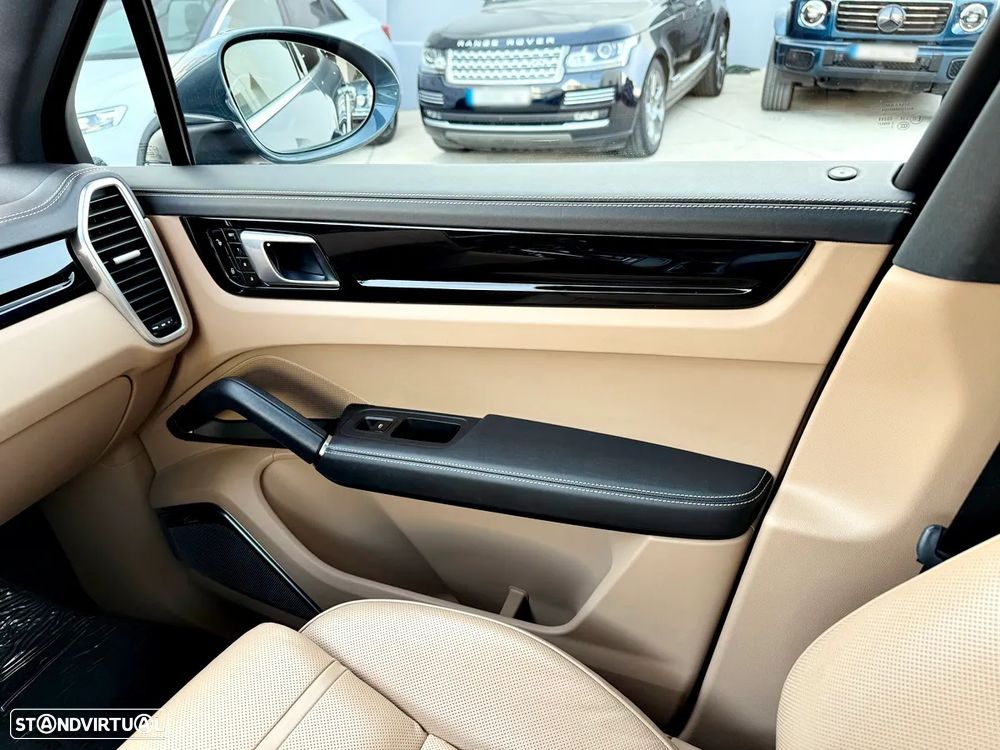 Porsche Cayenne 3.6 V6 - 23