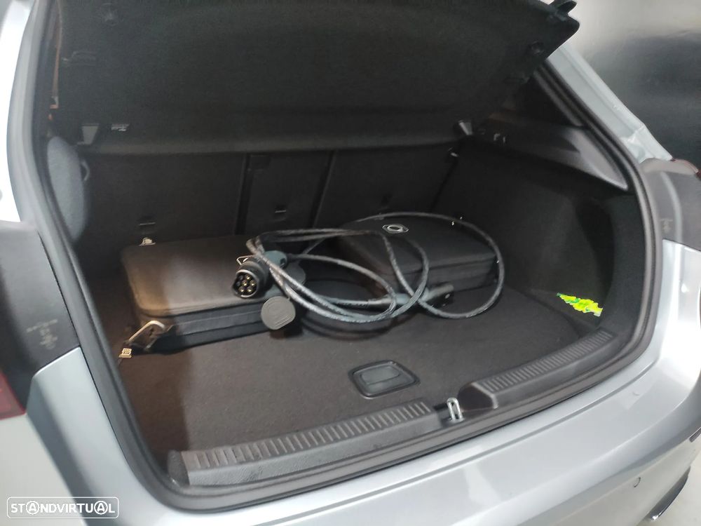 Mercedes-Benz A 250 e AMG Line - 7