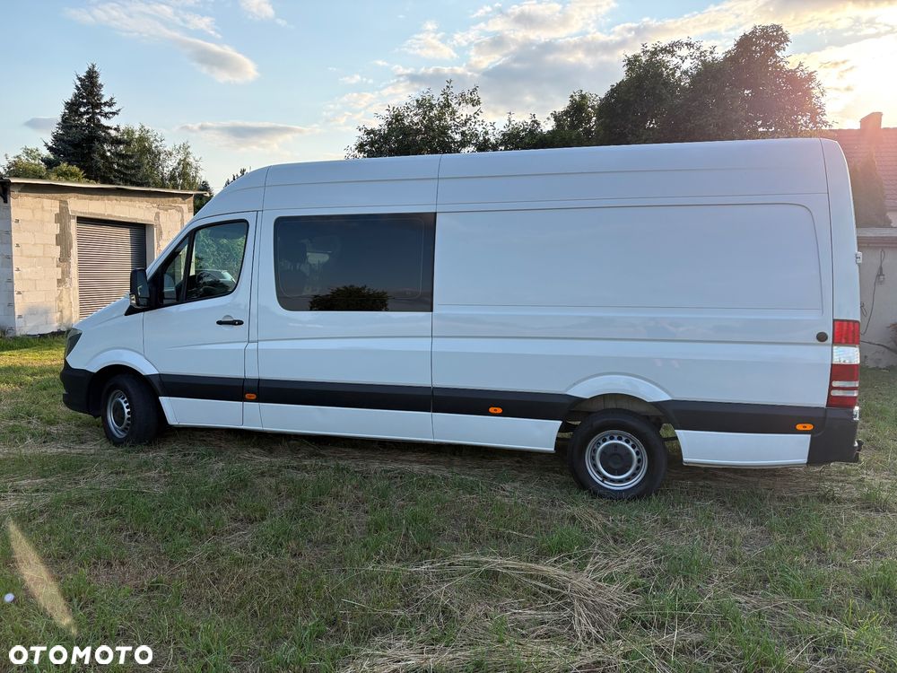 Mercedes-Benz Sprinter - 4