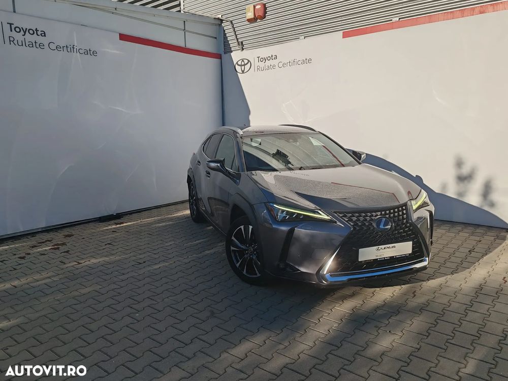 Lexus UX 250h FWD Executive - 1