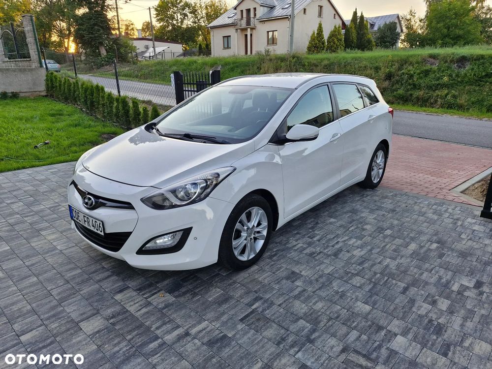 Hyundai i30 blue 1.6 CRDi YES Silver - 1