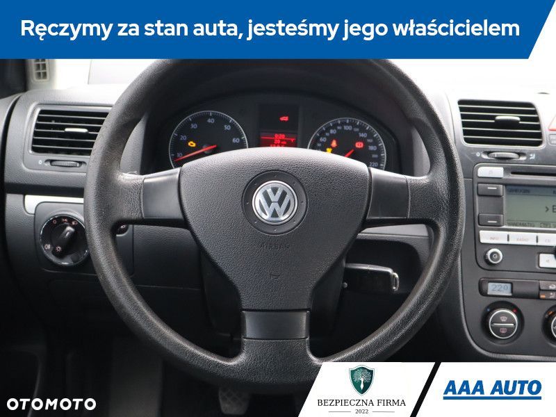 Volkswagen Jetta - 16