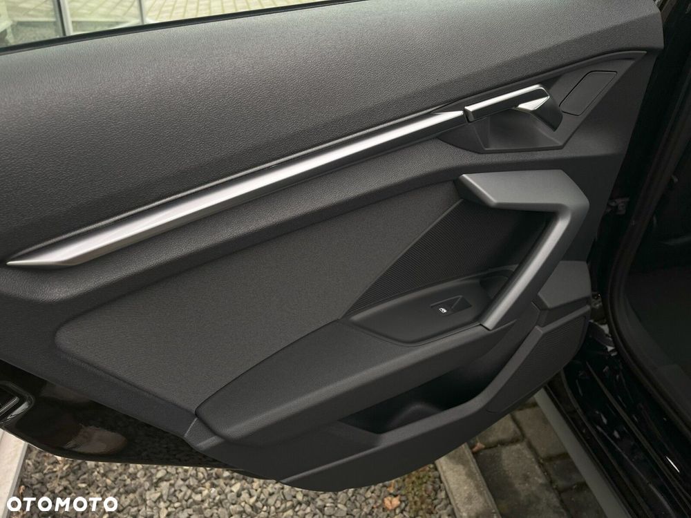 Audi A3 Sportback - 16
