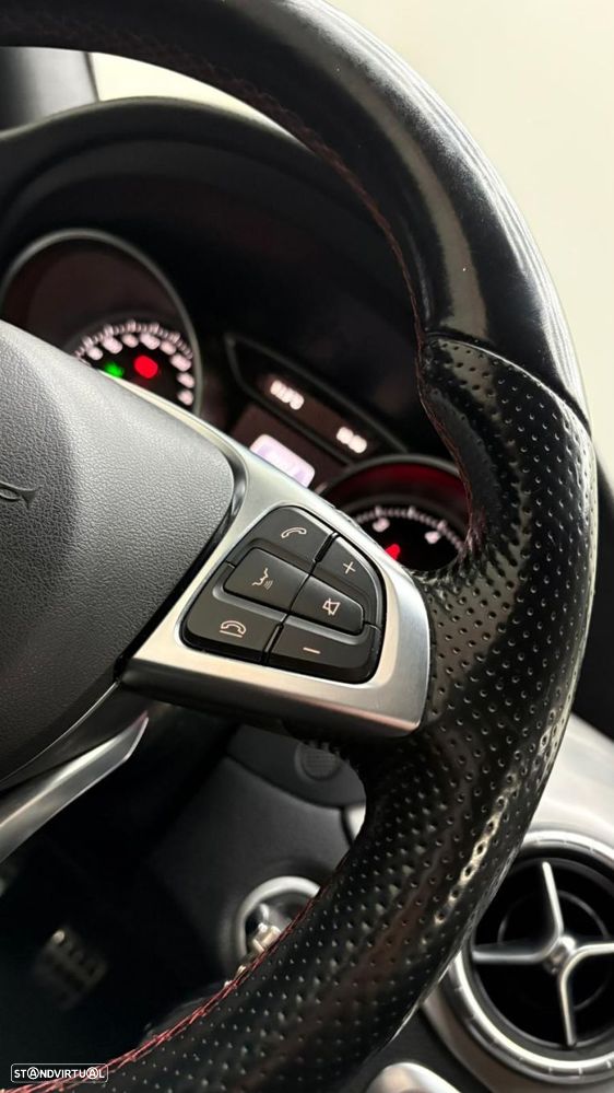 Mercedes-Benz CLA 200 d Shooting Brake AMG Line - 25