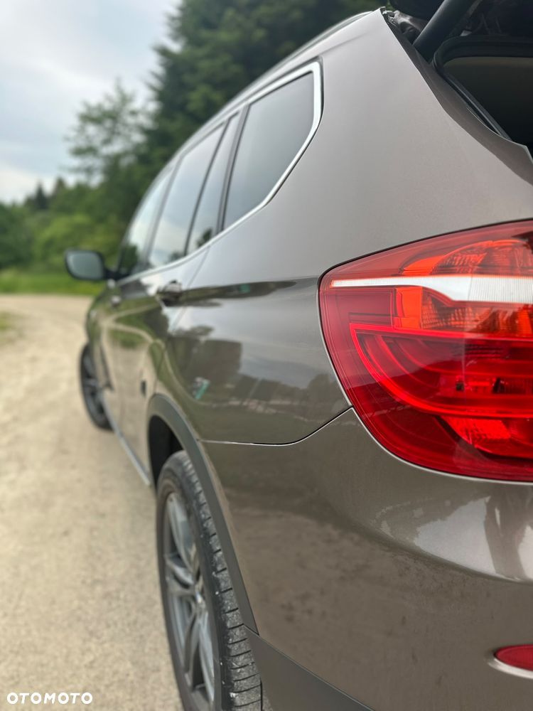 BMW X3 xDrive20d - 9