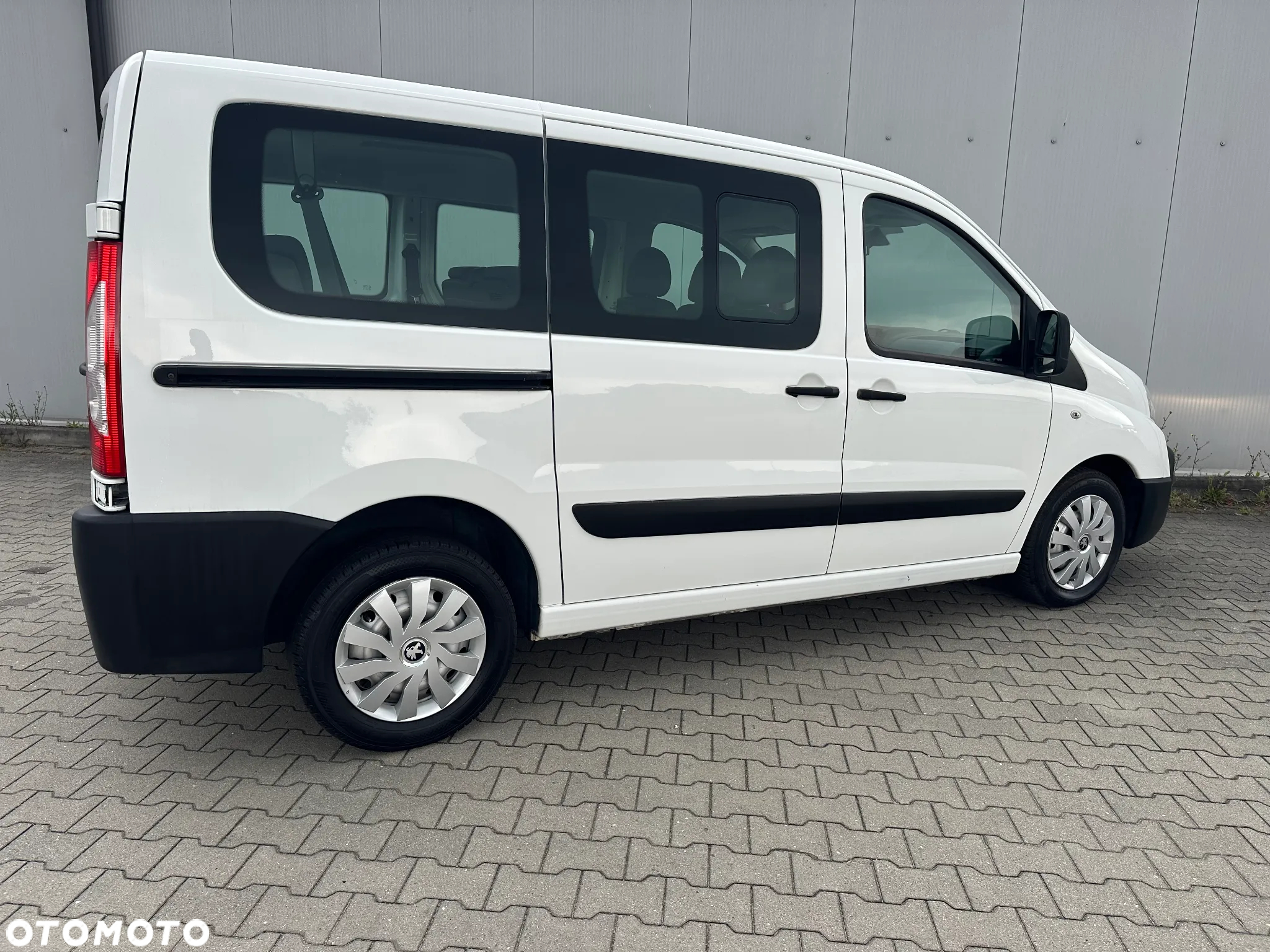 Peugeot Expert - 9