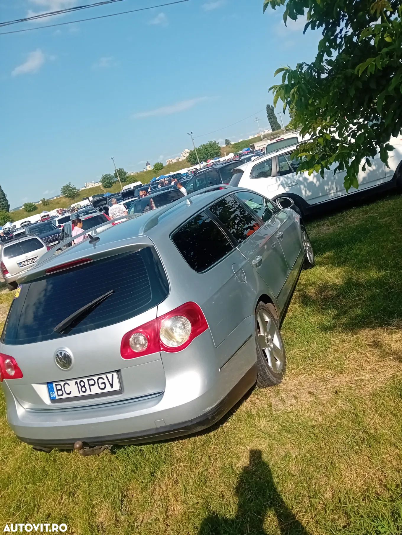 Volkswagen Passat - 1
