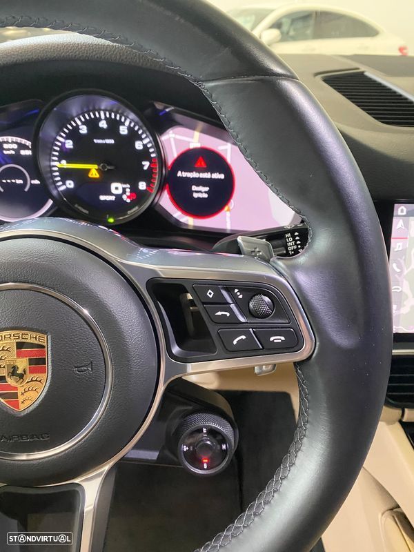 Porsche Cayenne Coupé E-Hybrid - 21